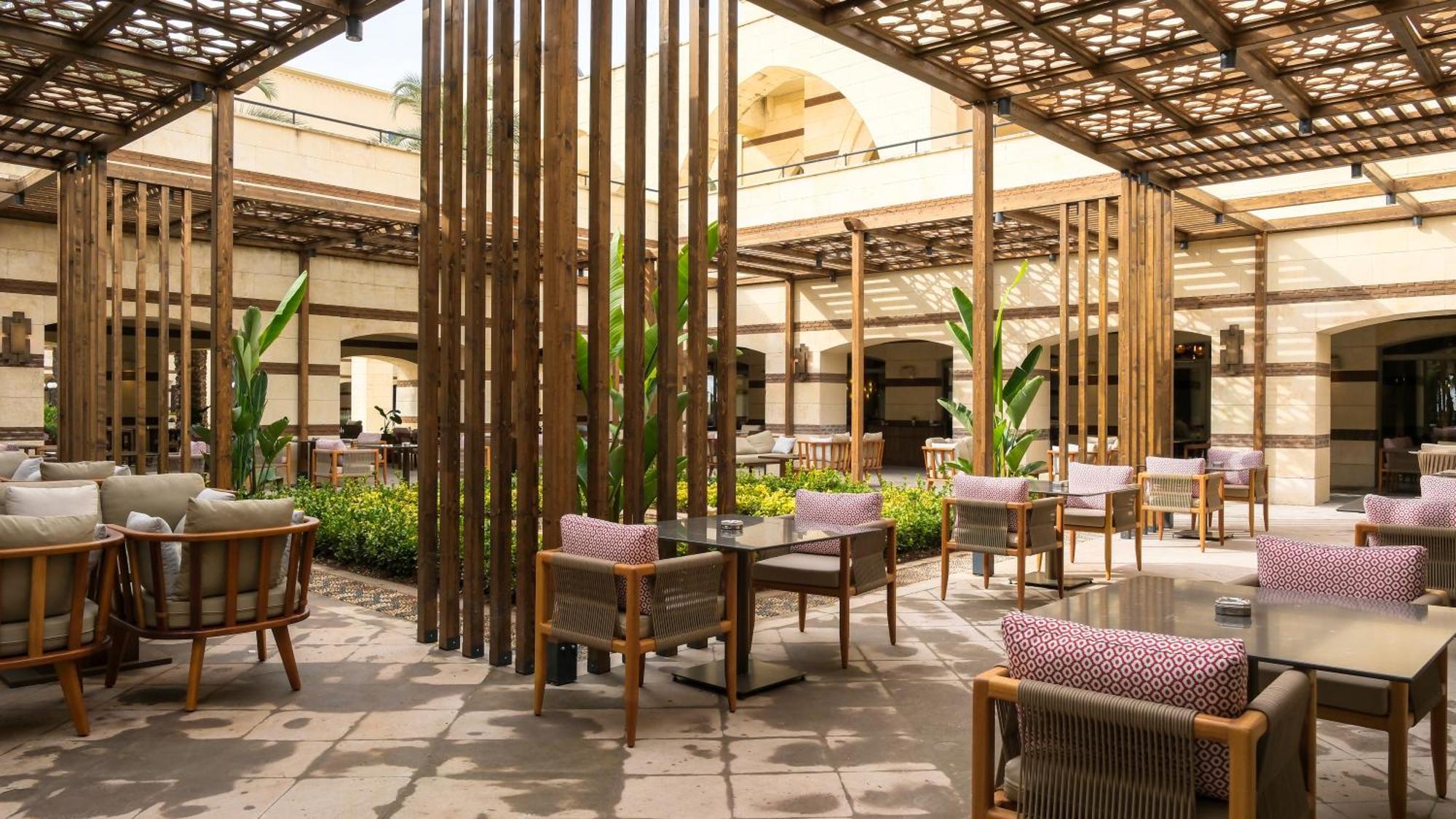 Kempinski The Dome 5* באלאק