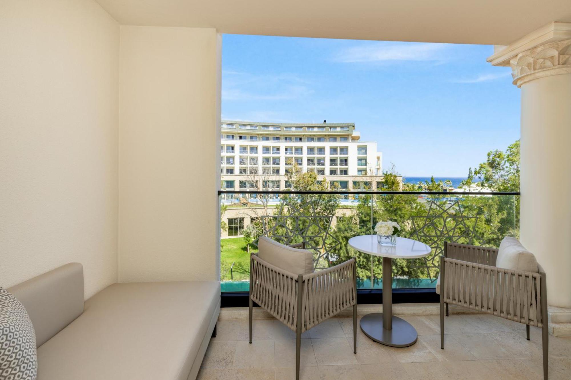 Resort Kempinski The Dome
